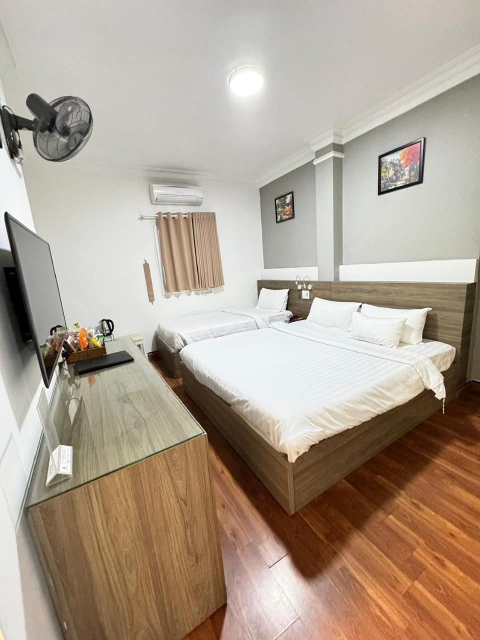 A25 - 19a Bùi Thị Xuân *