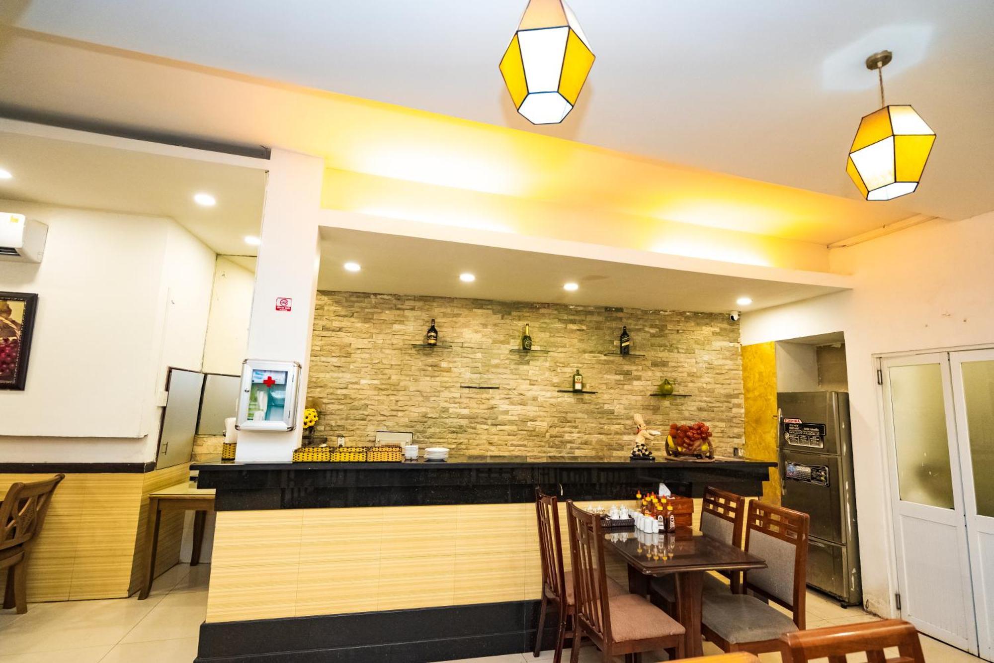 Hotel A25 - 19a Bùi Thị Xuân